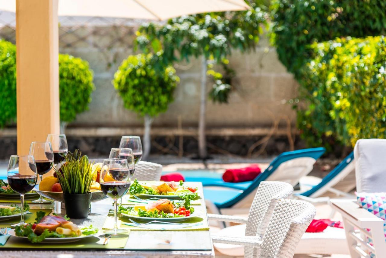 Beautiful Villa Anna With Heated Pool Costa Adeje  Exterior foto